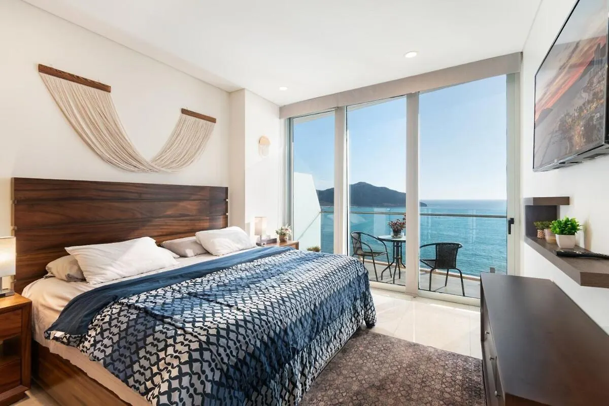 9Th Floor On Camino Al Mar Direct Access To The Beach Mazatlan 0*,  Meksika